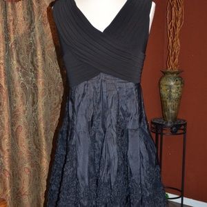 BEAUTIFUL ADRIANNA PAPELL